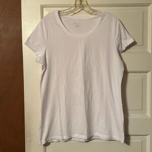 No Boundaries white short sleeve top, size XXL (19), excellent condition